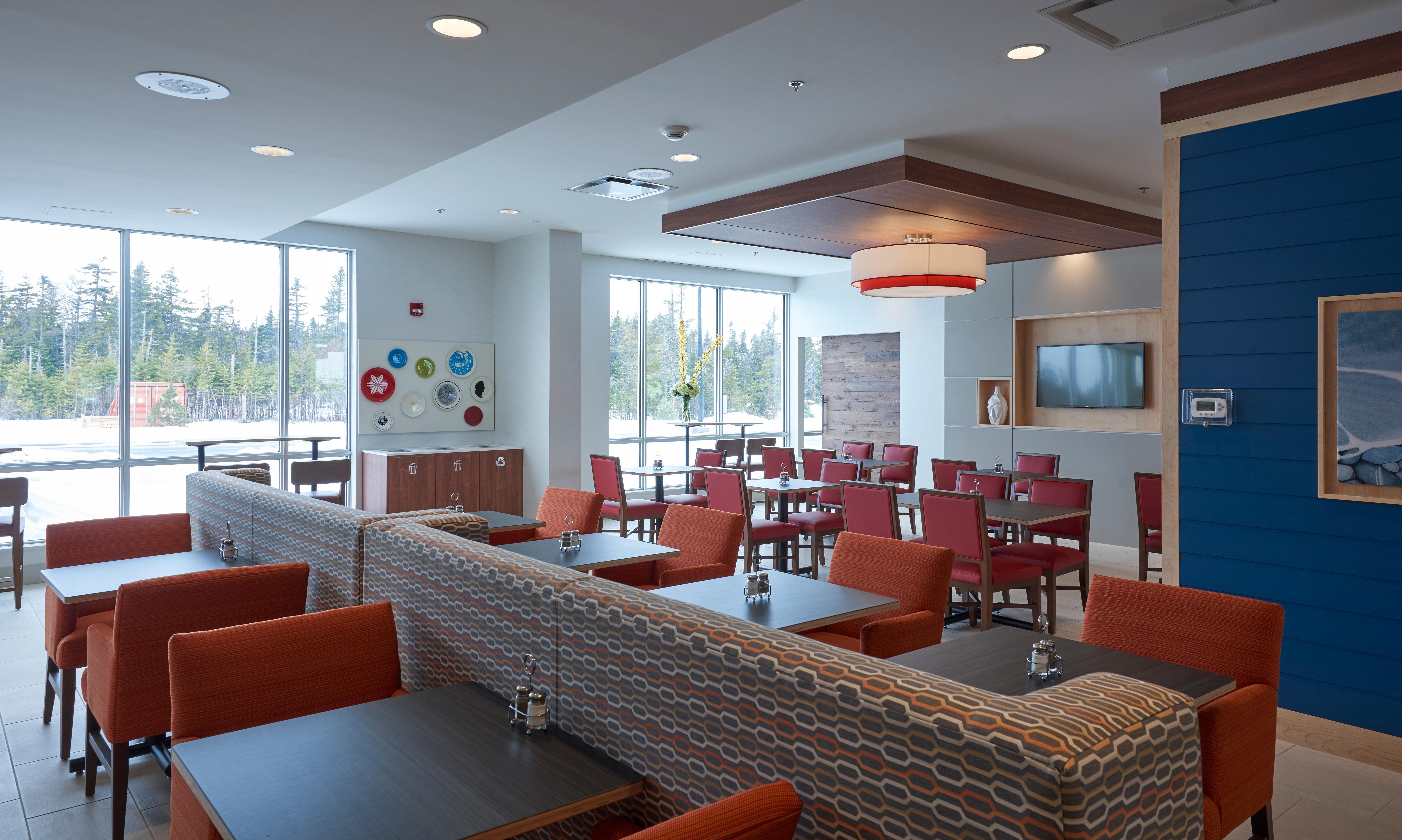 Holiday Inn Express & Suites St. John'S Airport By Ihg Zewnętrze zdjęcie