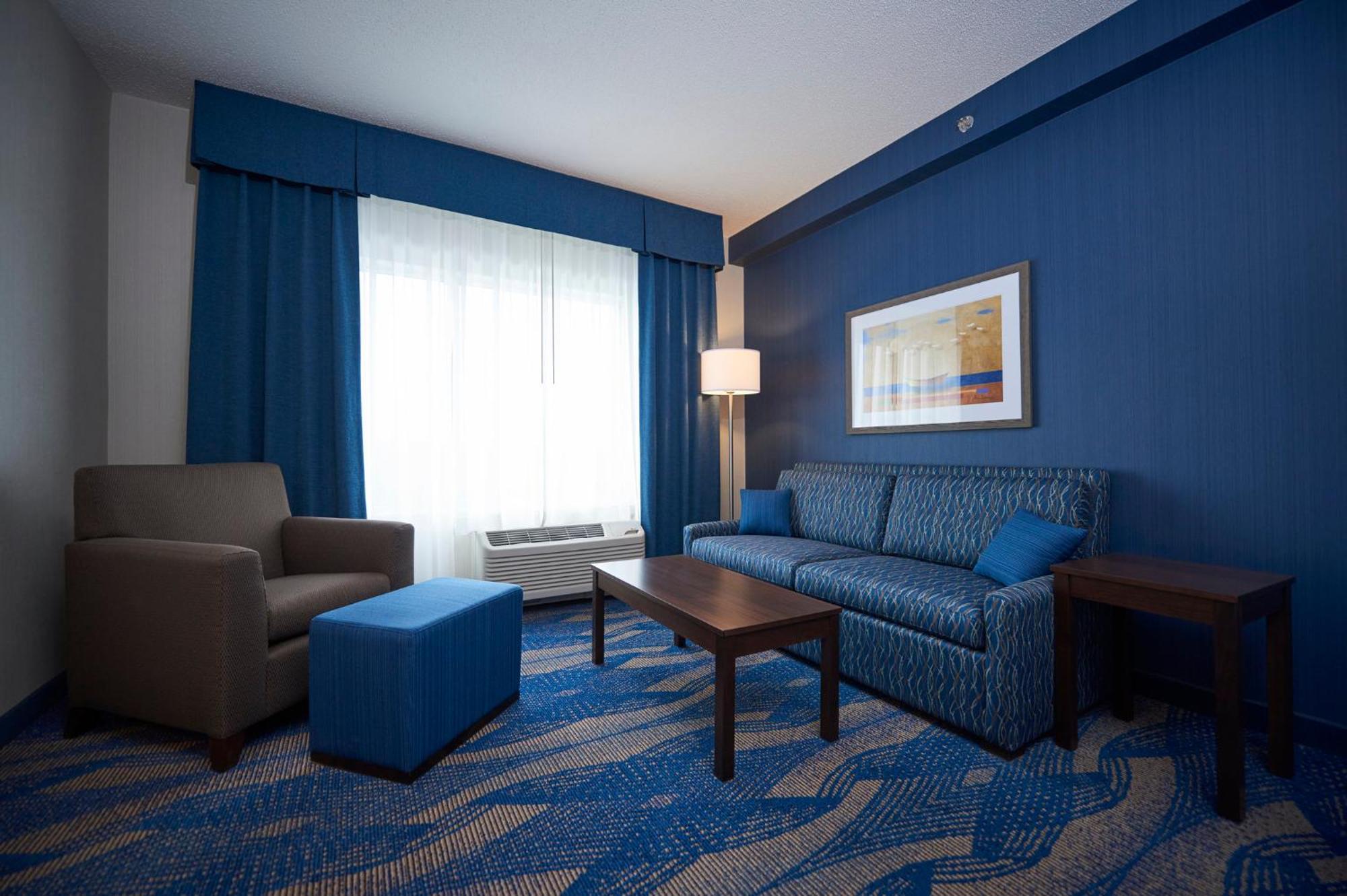 Holiday Inn Express & Suites St. John'S Airport By Ihg Zewnętrze zdjęcie